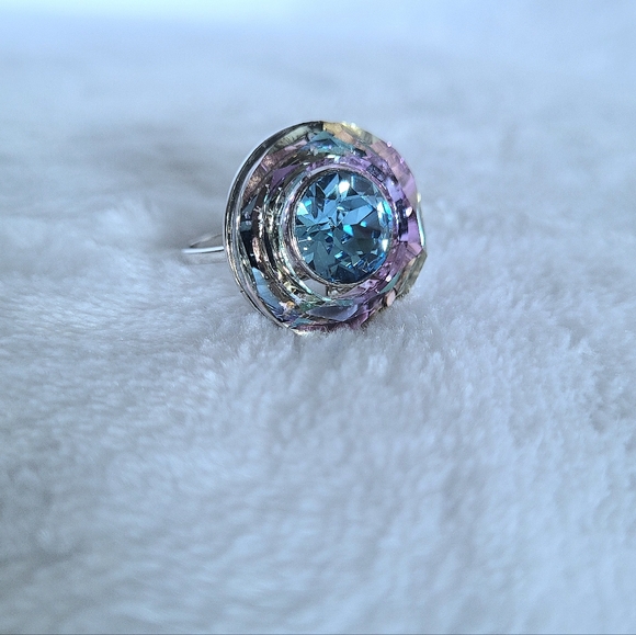 Sterling Silver🤍 Spherical Crystal  Ring💍 - NWOT - Picture 2 of 16